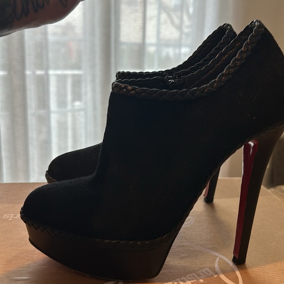 Booties - Picture 5 of 6